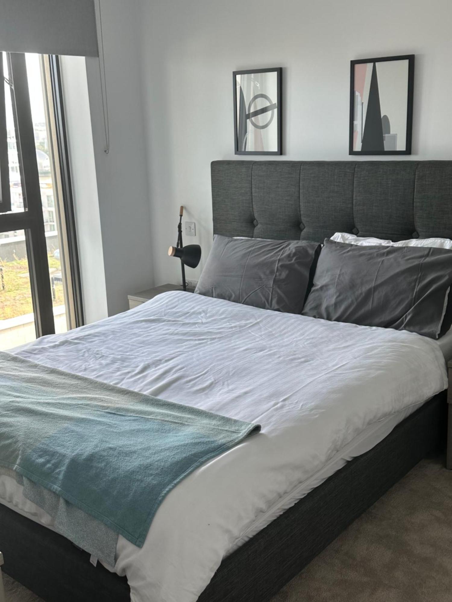 Spacious Modern 1 Bed Apartment. Londres Exterior foto